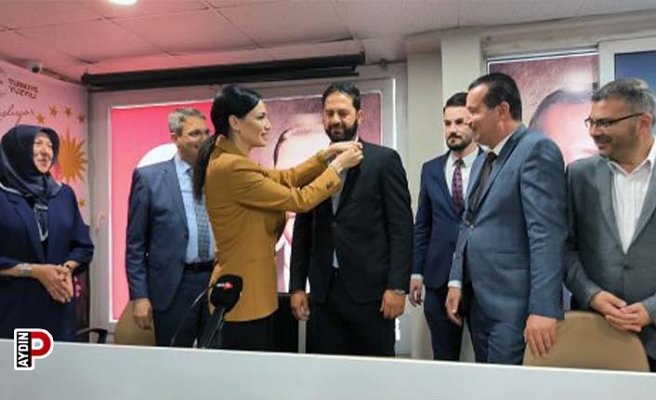 50 kişi AK Parti'ye katıldı