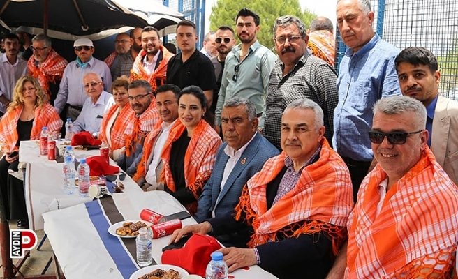 AK Parti ikinci tur için Aydın’ı karış karış geziyor