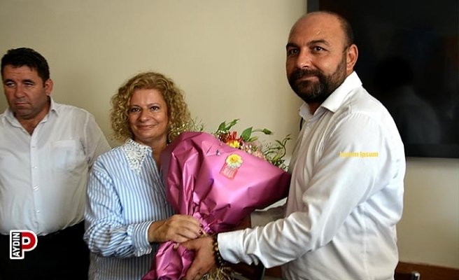 AK Parti Söke'de yeni başkan Gürer görevi devraldı