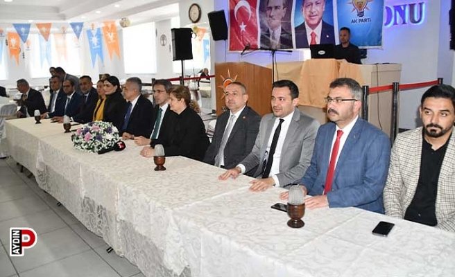 AK Parti Söke’de Aydın milletvekili adaylarını tanıttı