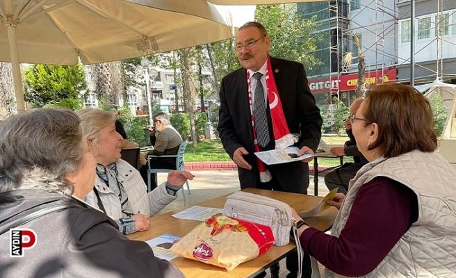 Aksu bir günde 28 kahve toplantısında konuştu