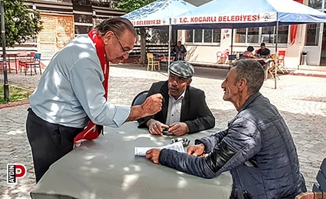 AKSU, İMZALI TAAHHÜTNAME DAĞITIYOR