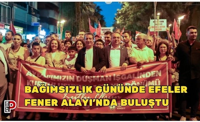 BAĞIMSIZLIK GÜNÜNDE EFELER FENER ALAYI’NDA BULUŞTU