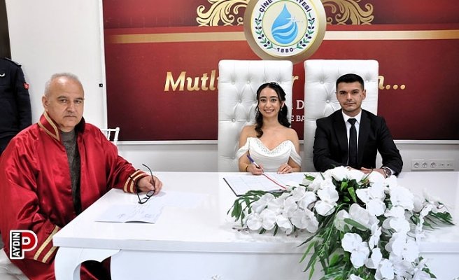 Başkan Kıvrak, ilk nikâhını kıydı