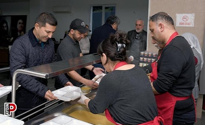 Başkan Ömer Günel Hızır Orucu açma yemeğine katıldı