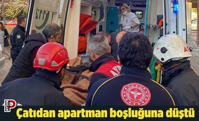 Çatıdan apartman boşluğuna düştü