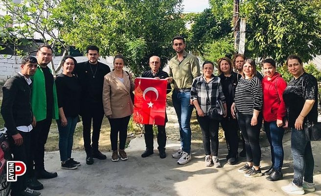 CHP Çine Gençlik ve Kadın Kolları Şehit Ailelerini Yalnız Bırakmadı