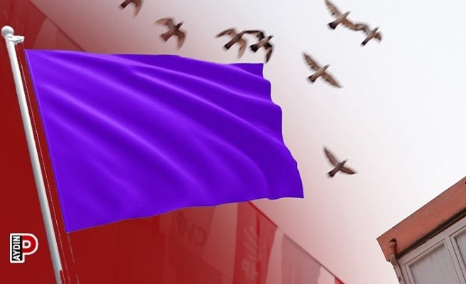 CHP’li Belediyelerde mor bayrak uygulaması
