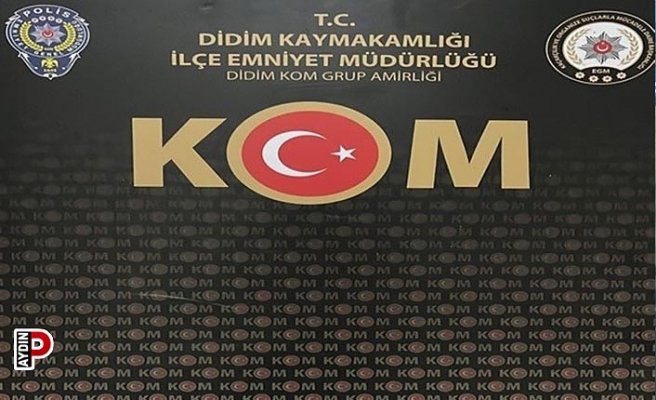 Ehliyet sınavında kopya çekerken yakalandı