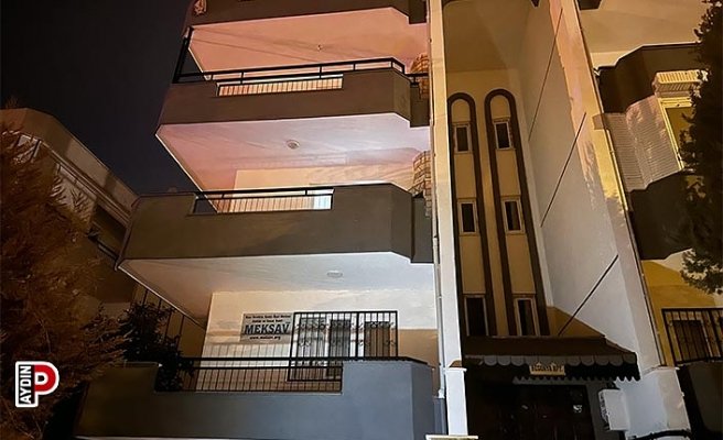 Evine balkondan girmeye çalışınca ikinci kattan yere çakıldı