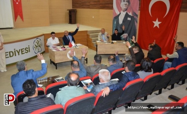 Germencik Belediyesi'nde yeni dönemin ilk meclis toplantısı yapıldı