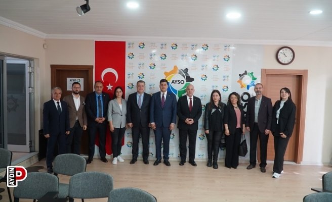 Hasan Dinçer Sanayi Odasını ziyaret etti