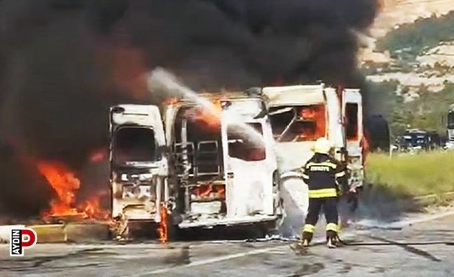 İki minibüs çarpıştı, 4’ü ağır 14 yaralı