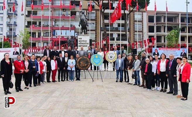 İyi Partili Ertürk 23 Nisan coşkusunu İncirliova’da yaşadı