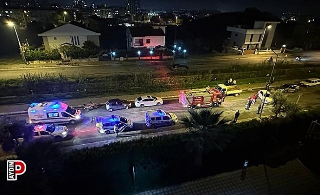 Kamyonet ile otomobil çarpıştı