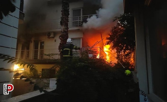 Klimadan çıkan yangında ev kullanılamaz hale geldi