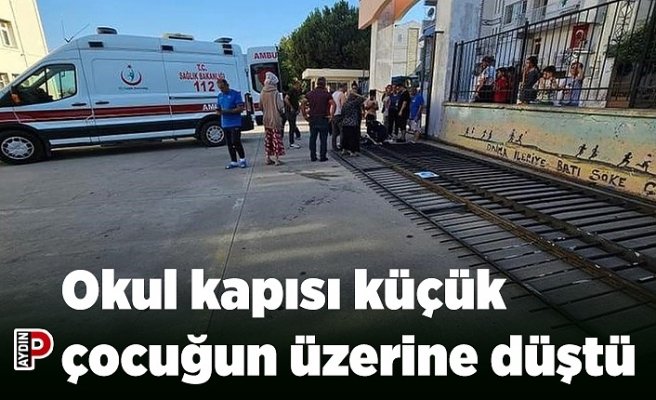 Okul kapısı küçük çocuğun üzerine düştü