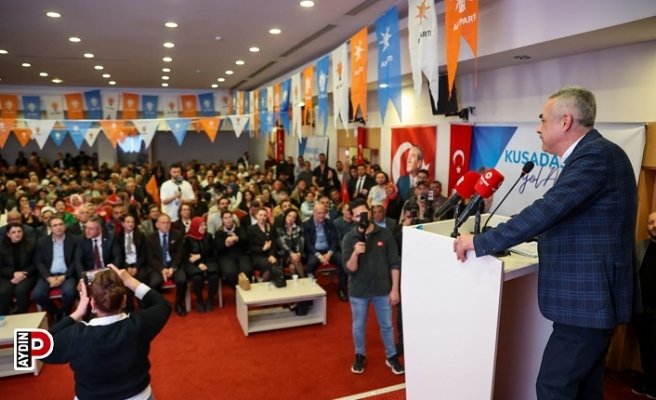 Savaş, Kuşadası’nda gövde gösterisi yaptı