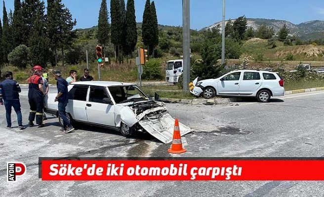 Söke'de iki otomobil çarpıştı