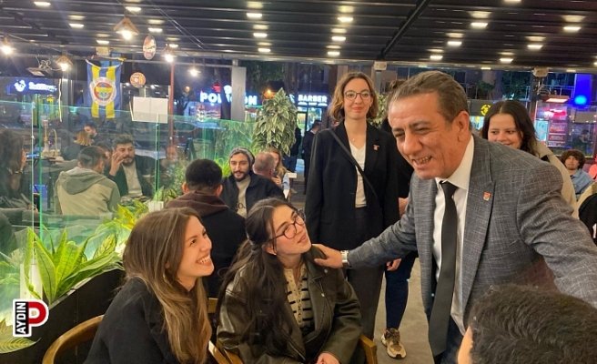 Yetişkin'in içtenliği gençlerin gönlünü fethetti